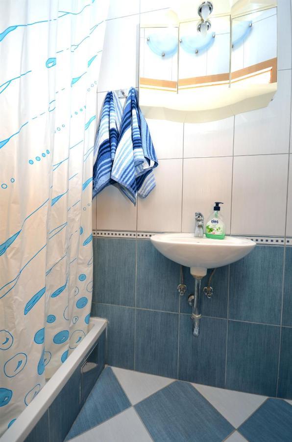 Apartments And Rooms Mare Водице Екстериор снимка
